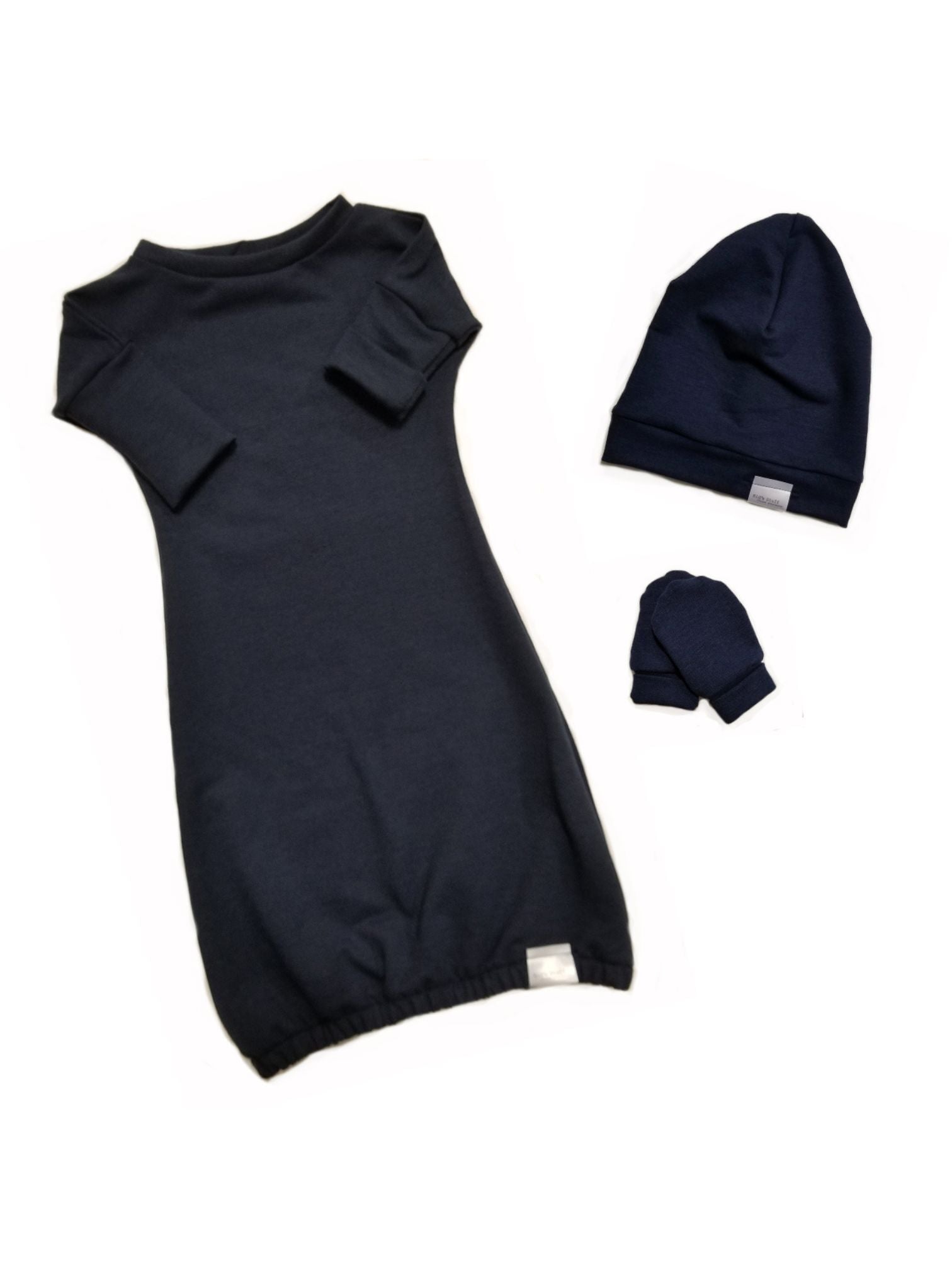 Eco-friendly kids' clothing – gender-neutral navy newborn gown set, sustainably made in Canada.