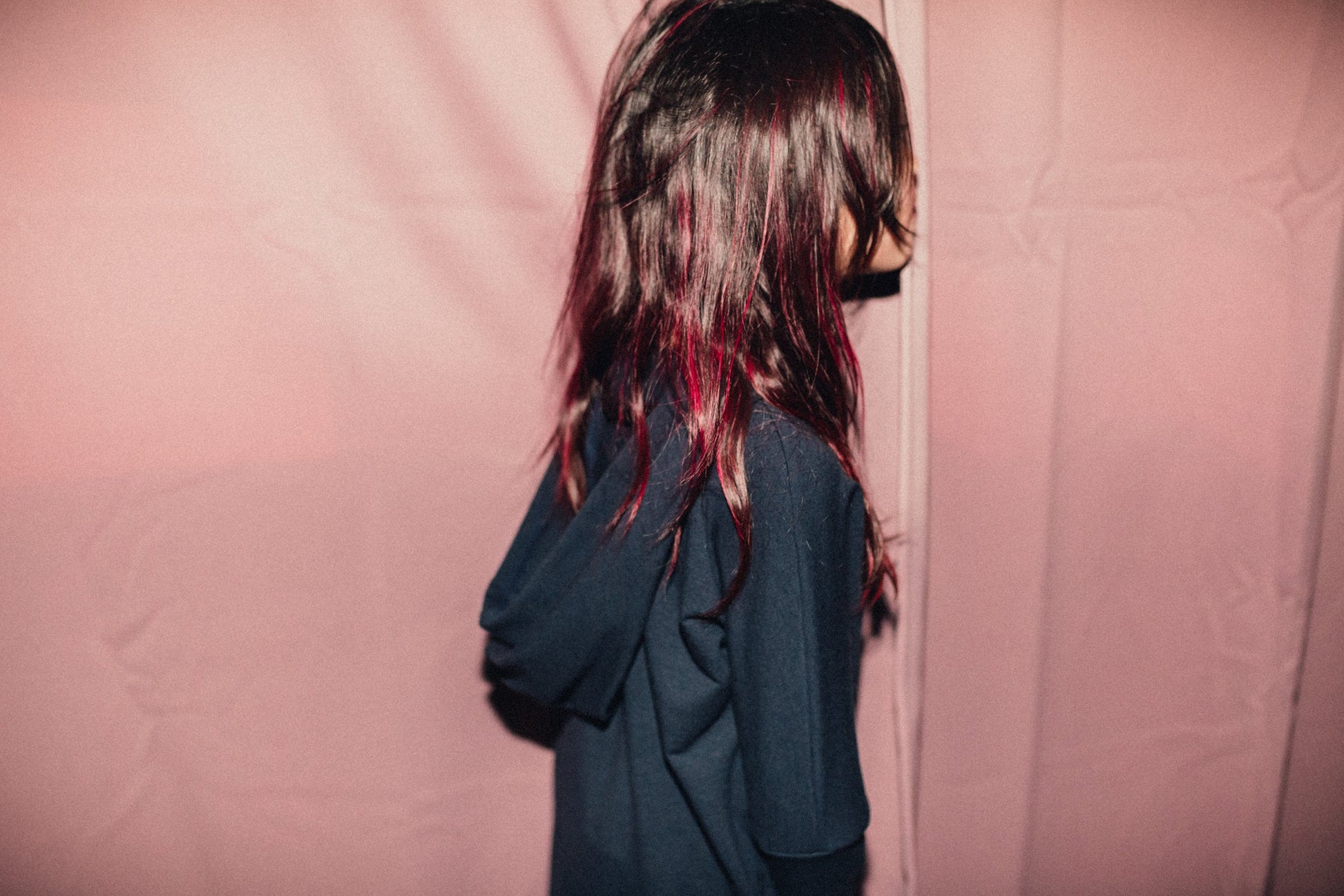 Eco-friendly kids' clothing – gender-neutral navy grow with me hoodie, sustainably made in Canada.