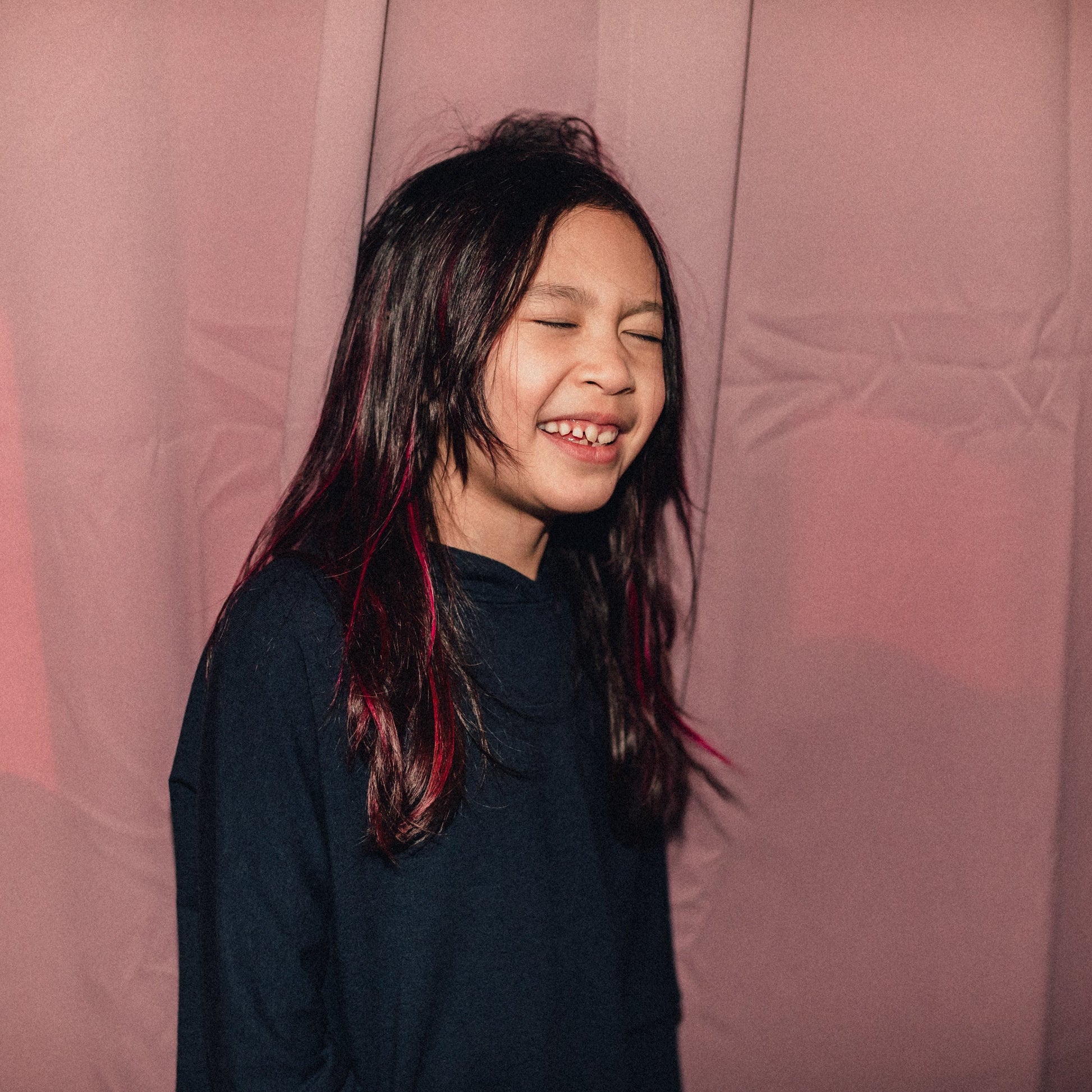 Eco-friendly kids' clothing – gender-neutral navy grow with me hoodie, sustainably made in Canada.