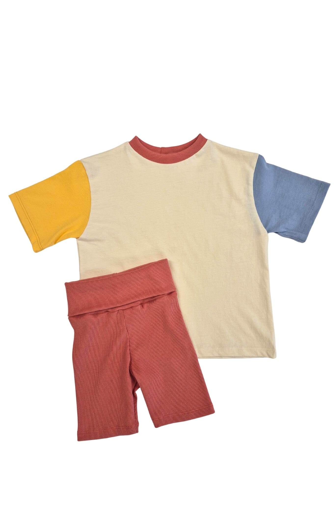 Grow With Me Biker Shorts | Vintage Red Kid's Stuff [Trucs d'enfants] 