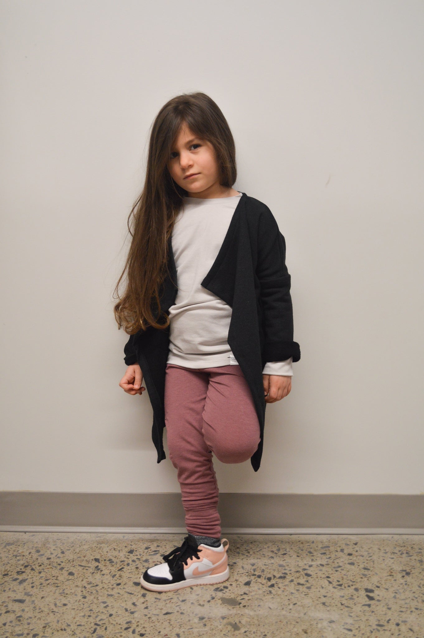 Rose Brown grow-with-me leggings for toddlers, made from soft, eco-friendly fabric. Adjustable waistband and cuffs for a long-lasting fit. Ethically made in Canada.